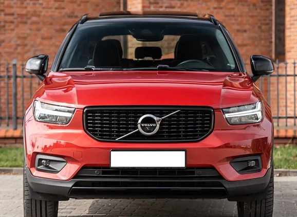 Volvo XC 40 cena 114600 przebieg: 150000, rok produkcji 2018 z Piotrków Trybunalski małe 631